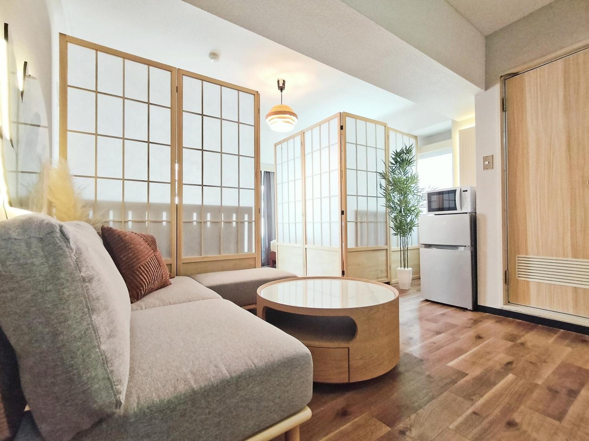 G51新宿最中心 東新宿站5分-shinjuku Center 5 Mins To Station, Max 4p 新宿 涉谷 表参道 池袋 上野 代代木 银座 原宿 Hotel apartamentowy *
